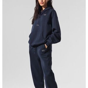 ALO Yoga Women's Accolade Hoodie - Navy NWT
